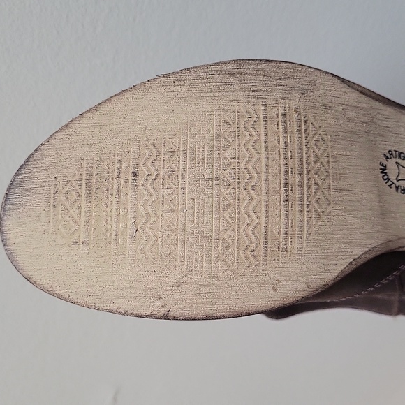 NWT! Brown Leather Boots With Side Laces! Size 40! - Picture 12 of 15